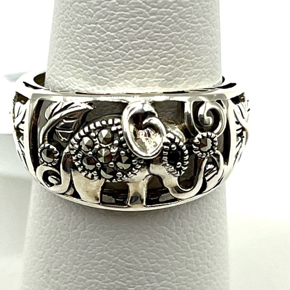 Sterling Silver Elephant Ring Marcasite Garnet Sterling Silver Ring Size 6 - Picture 5 of 12